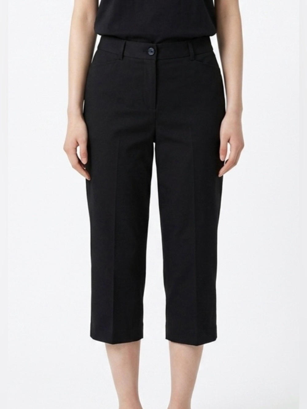 LAND’ N SEA Women’s Black Cropped Straight-Leg Capris
